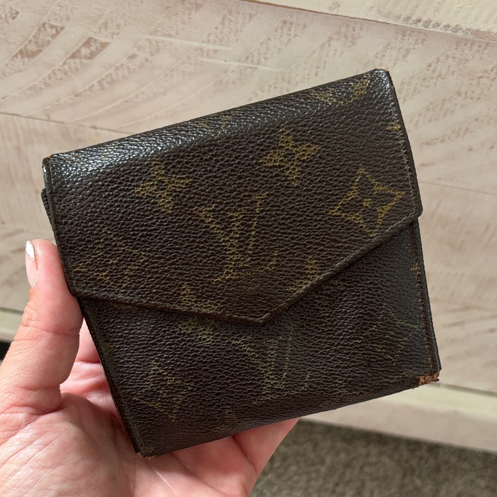 VINTAGE Louis Vuitton wallet